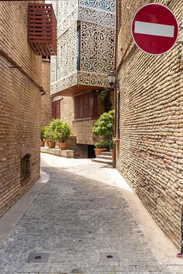 ★ Blue Door Rhapsody ★ - Special Stay In Old Town! Tbilisi Exterior foto